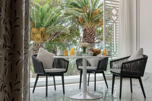 suite Jardin avec terrasse, hotel de luxe 5 étoiles à nador au nord du maroc