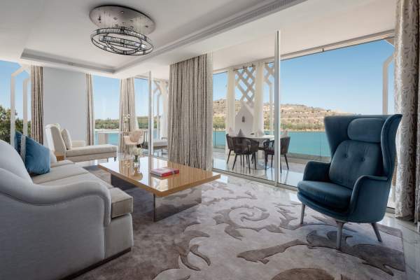 panoramische suite met uitzicht op zee