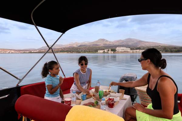 picnic sur bateau marchica lagoon resort nador 